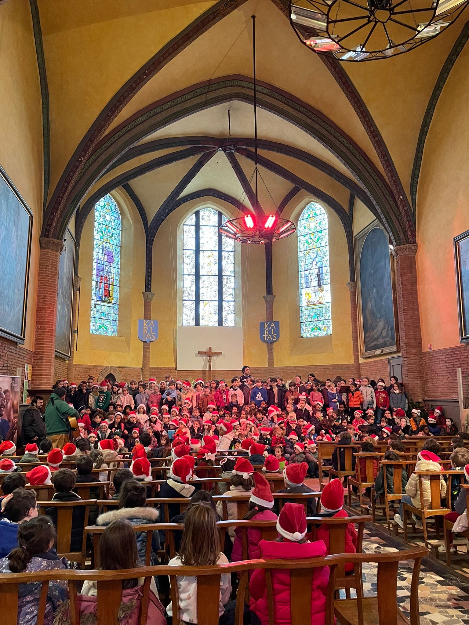 Chants de Noël à l'église des Minimes par les élèves de Maternelle et Elémentaire Image